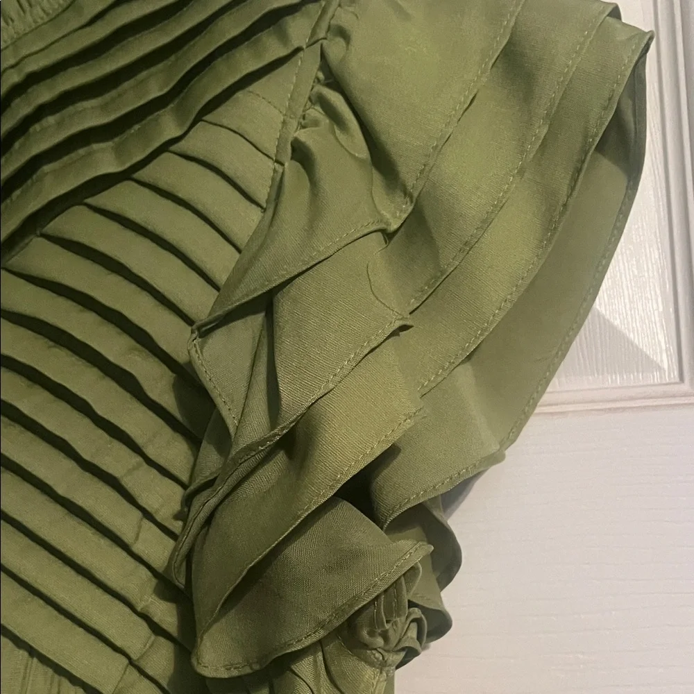 Green Ruffled Blouse - Picture 3 of 5